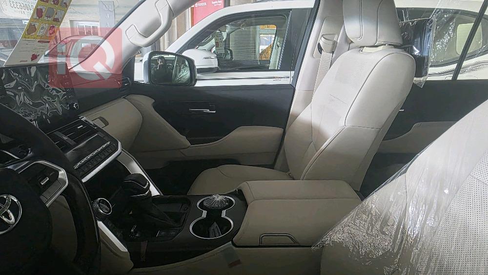 تويوتا لاندكروزر